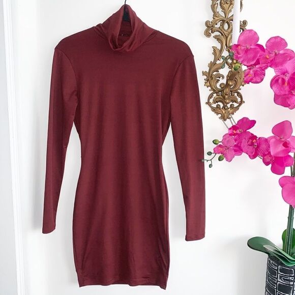 WINDSOR LONGSLEEVE MINI DRESS - Picture 2 of 7